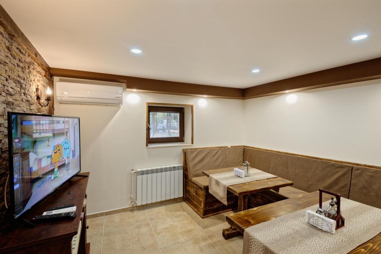 Къща За Гости Relax Hisarya Extérieur photo